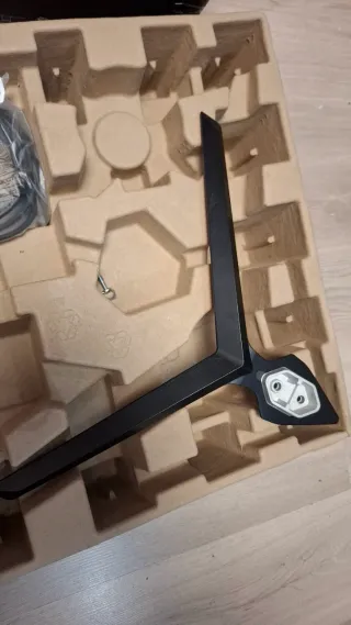 Monitor LG Negro/Rojo