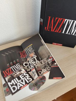 63 CDs de Jazz, revistas y guía