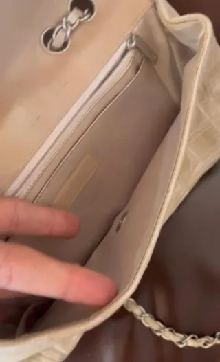 Chanel Flap Bag Jacquard CC Beige cadena plateada