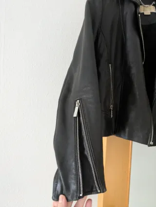 Chaqueta de cuero Michael Kors negra