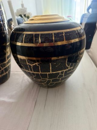 Juego Jarrones Diseño Negro y Dorado