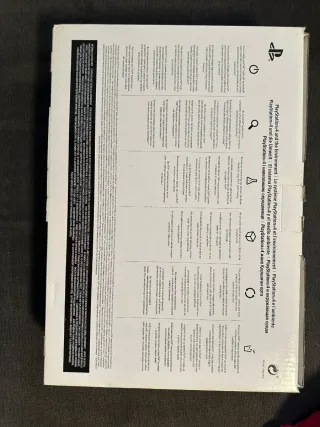 PlayStation 4 (PS4) Nera con Controller