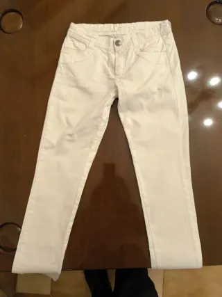 Pantaloni bianchi