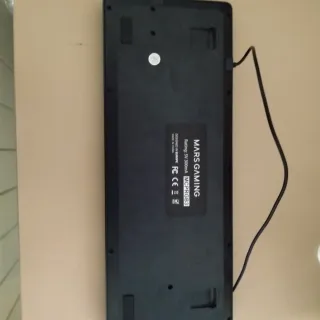 Teclado gamer negro como nuevo