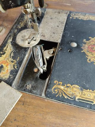 Máquina de coser antigua Singer