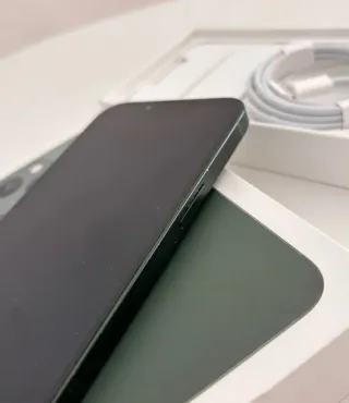 iPhone 13 128GB Verde Muy cuidado