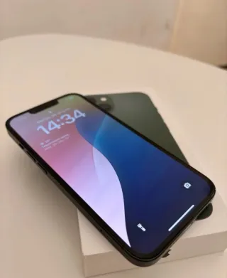 iPhone 13 128GB Verde Muy cuidado