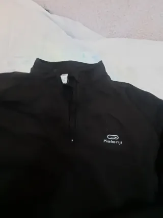 Camiseta térmica Kalanj negra