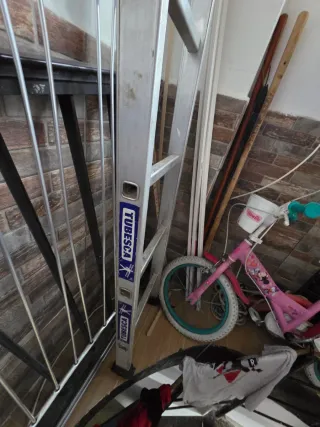 Escalera corredera de aluminio