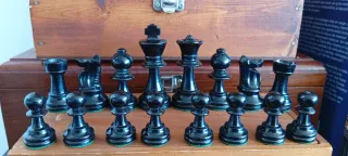 Antiguas piezas ajedrez Lardy Madera