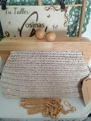 Bolso de Rafia Beige con cierre Madera