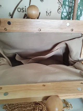 Bolso de Rafia Beige con cierre Madera