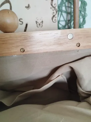 Bolso de Rafia Beige con cierre Madera