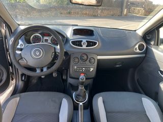 Renault Clio 2010