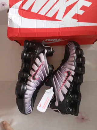 Nike Shox Zapatillas Morado Negro talla 39