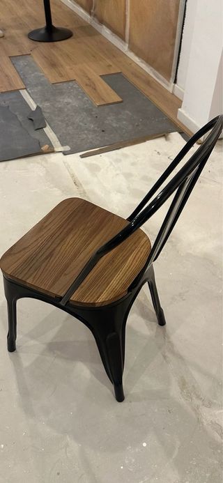 Conjunto 20 Sillas Metal Negro y Madera