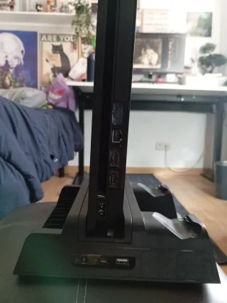 PS4 SLIM 1TB CON MANDO+VENTILADOR SOPORTE+JUEGOS