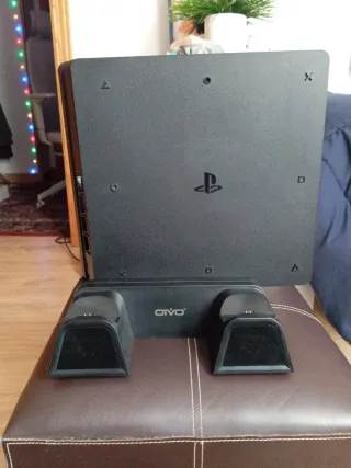 PS4 SLIM 1TB CON MANDO+VENTILADOR SOPORTE+JUEGOS