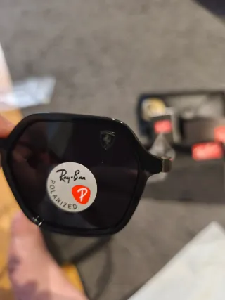 Gafas de sol Ray-Ban Polarizadas Negras