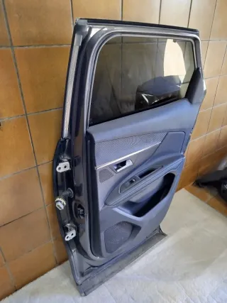 Puerta completa Trasera Derecha Peugeot  3008/5008