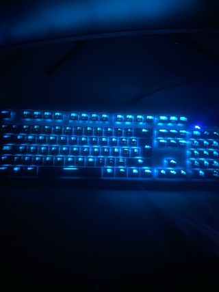 Teclado Gamer Krom RGB