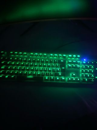 Teclado Gamer Krom RGB