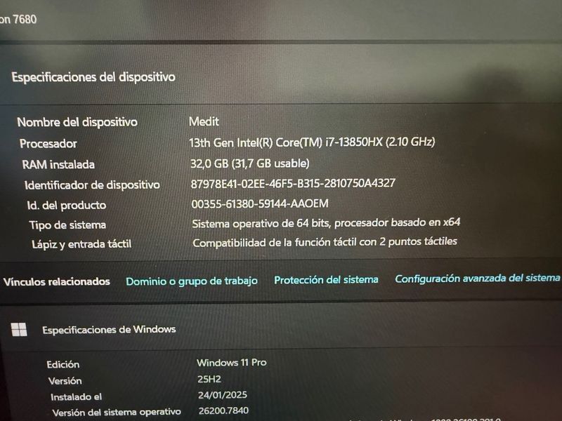 Dell Precision 7680 1Tb SSD 32 gb RTX2000 8Gb Vram afbeelding 6