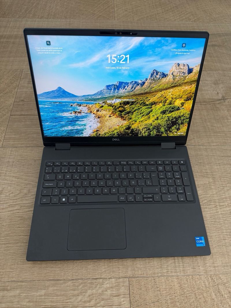 Dell Precision 7680 1Tb SSD 32 gb RTX2000 8Gb Vram afbeelding 10