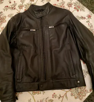 Cazadora Cuero BMW Negra