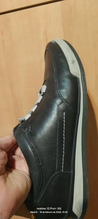 Zapatos Fluchos Marrones y Negros