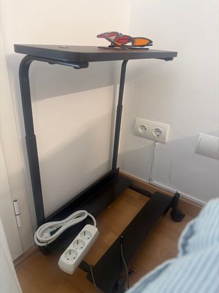 Mesa auxiliar/trabajo negra Ikea