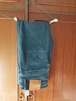 Pantalón Levi's 502 Hombre Talla 34