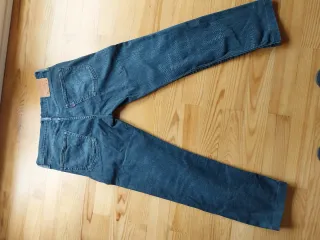 Pantalón Levi's 502 Hombre Talla 34