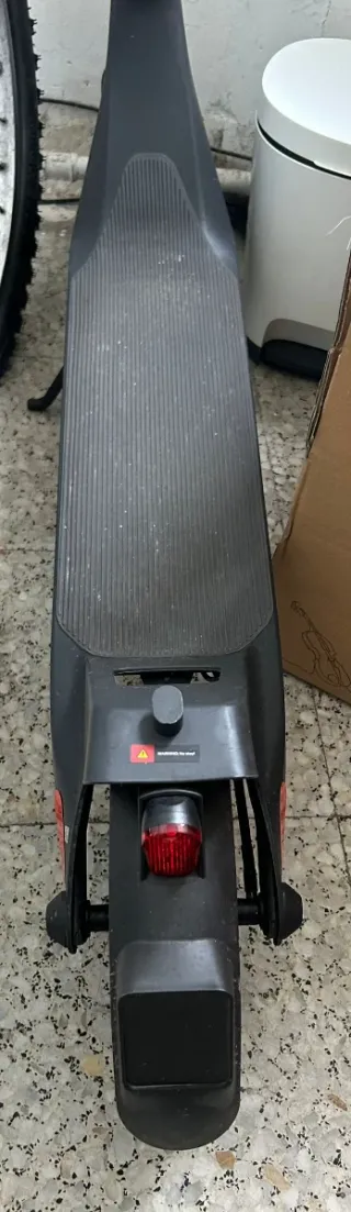 Patinete Eléctrico Xiaomi Redmi - Como Nuevo