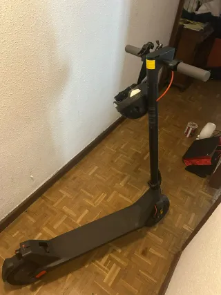 Patinete Eléctrico Xiaomi Redmi - Como Nuevo