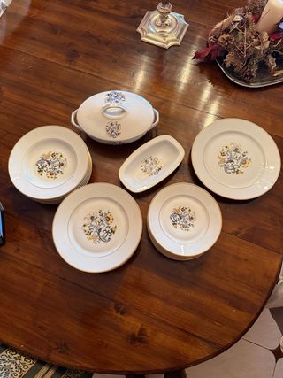 Vajilla porcelana antigua floral dorada