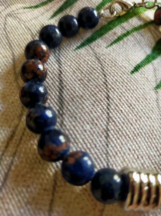 Bracciale pietre dure blu con dettaglio silver