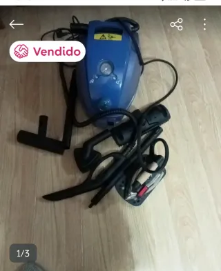 Vaporeta azul con accesorios