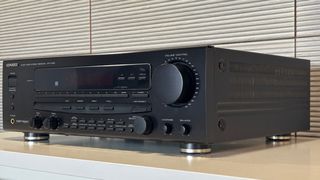 Ricevitore AV classico anni '90 Kenwood KR-V7050