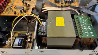 Ricevitore AV classico anni '90 Kenwood KR-V7050