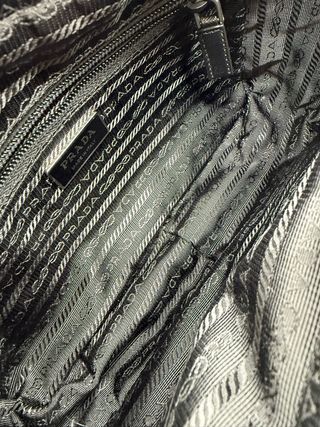 Bolso Prada Re-Nylon Negro