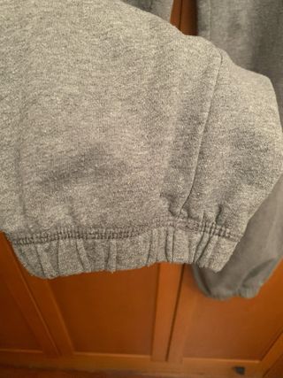 Pantalón gris H&M T. S