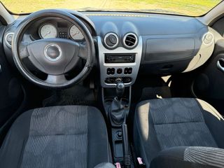Dacia Sandero 2009