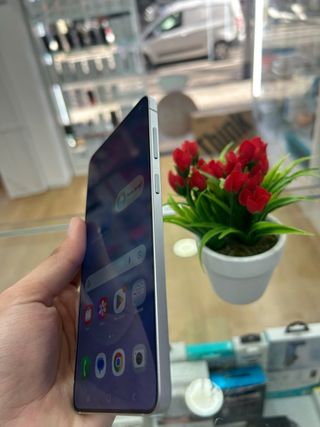 Samsung Galaxy S25 Edge 256GB Semi Nuevo