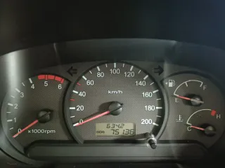 Hyundai Accent 2005  75.000 km...