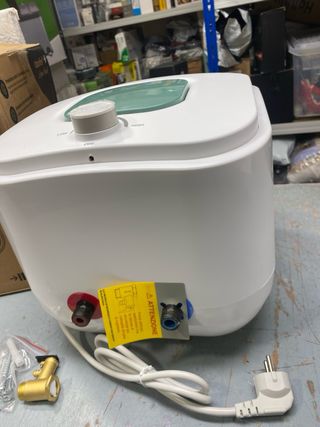 Calentador de agua eléctrico COMFEE' de 10 litros