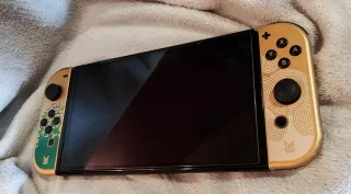 Nintendo Switch OLED Edizione Zelda