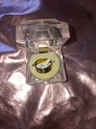 Anillo de acero dorado