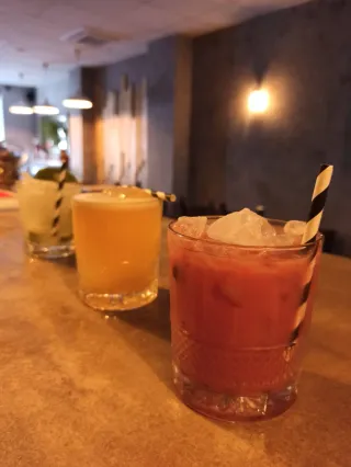 Traspaso de cafetería con amenización musical