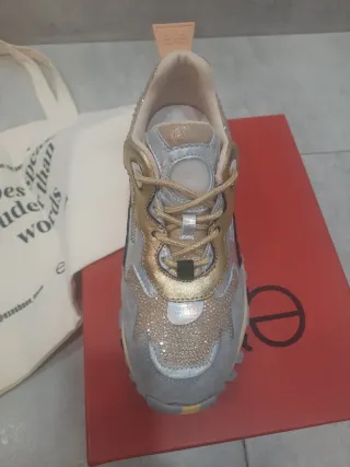 Tênis Exe 38 com saco de pano